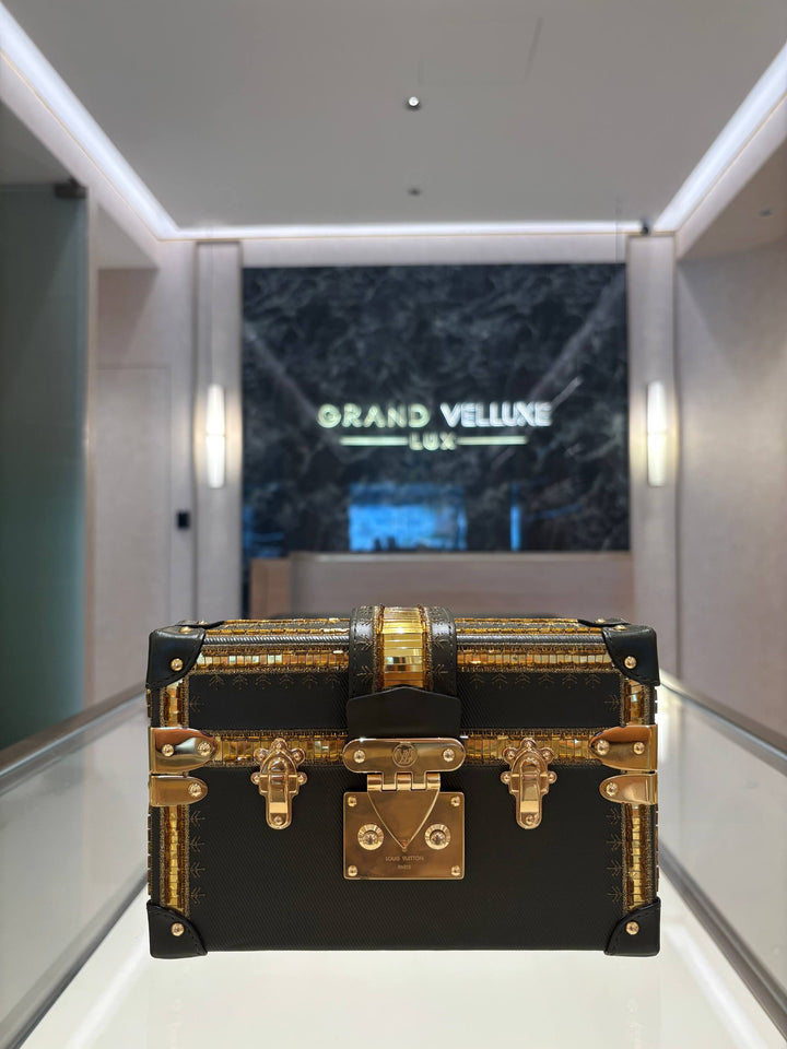 LOUIS VUITTON PETITE MALLE HANDBAG IN DARK GREEN LEATHER