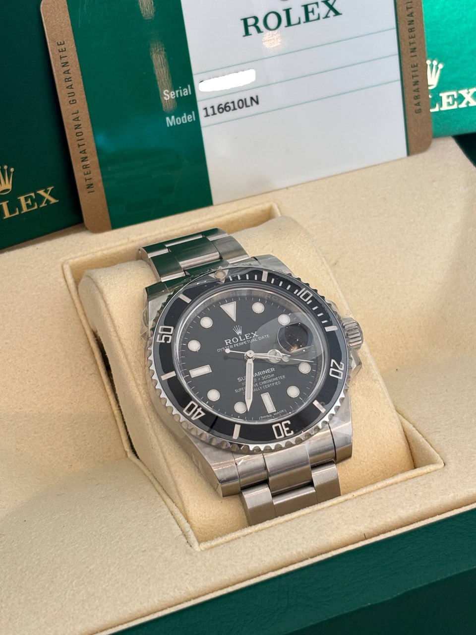 2017 ROLEX SUBMARINER DATE REF. 116610 BLACK DIAL 40MM AUTOMATIC WATCH