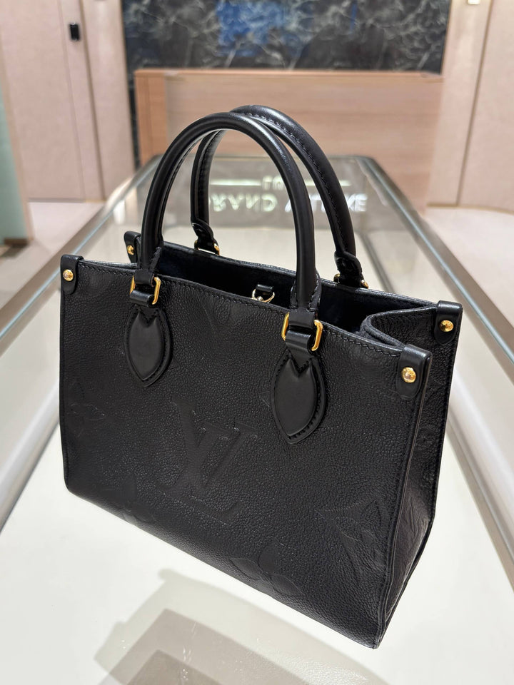 LOUIS VUITTON ONTHEGO TOTE BAG IN MONOGRAM EMPREINTE LEATHER