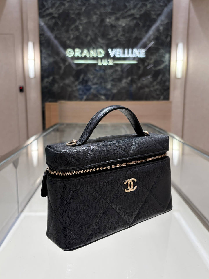 MICROCHIP CHANEL VANITY CASE 25K BAG IN BLACK GRAINED CALFSKIN LEATHER